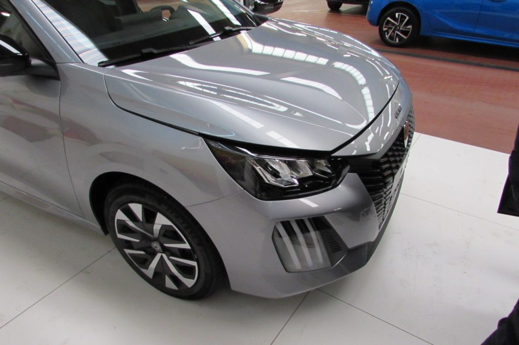 PEUGEOT 208 1.2 PureTech 100 Stop&Start 5 porte Style KM.ZERO - 16