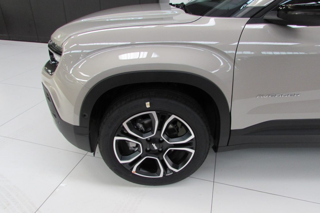 JEEP Avenger 1.2 Turbo 100 CV Summit KM.ZERO - 5