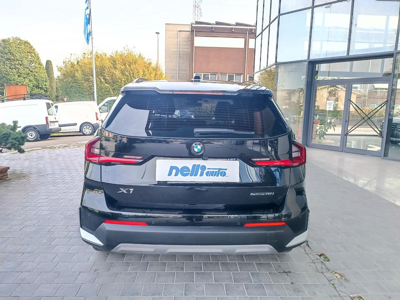 BMW X1 sDrive18i - 25