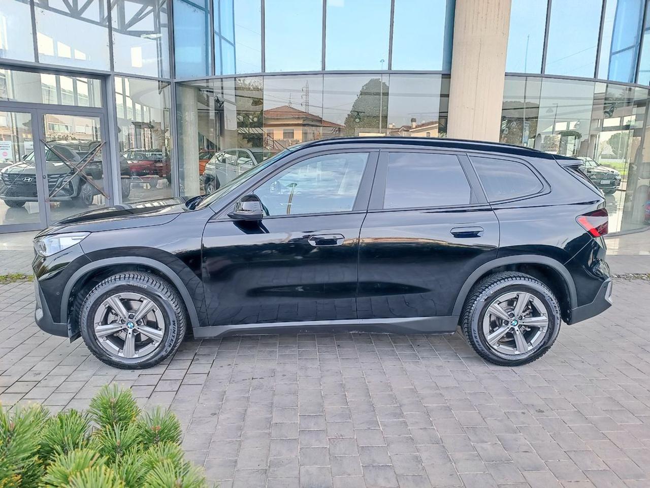 BMW X1 sDrive18i - 23
