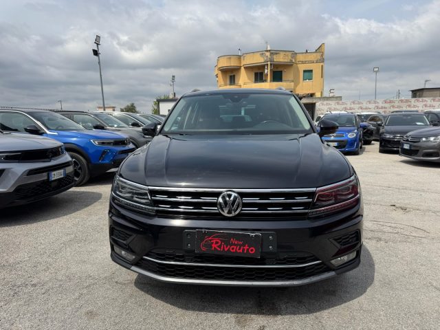 VOLKSWAGEN Tiguan Nero perlato