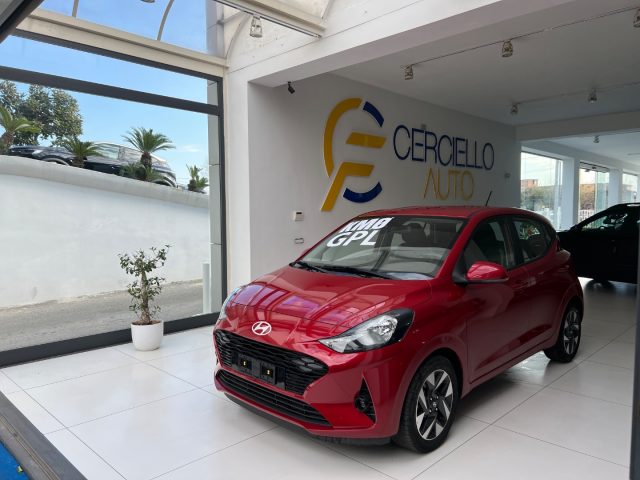 HYUNDAI i10 Rosso metallizzato