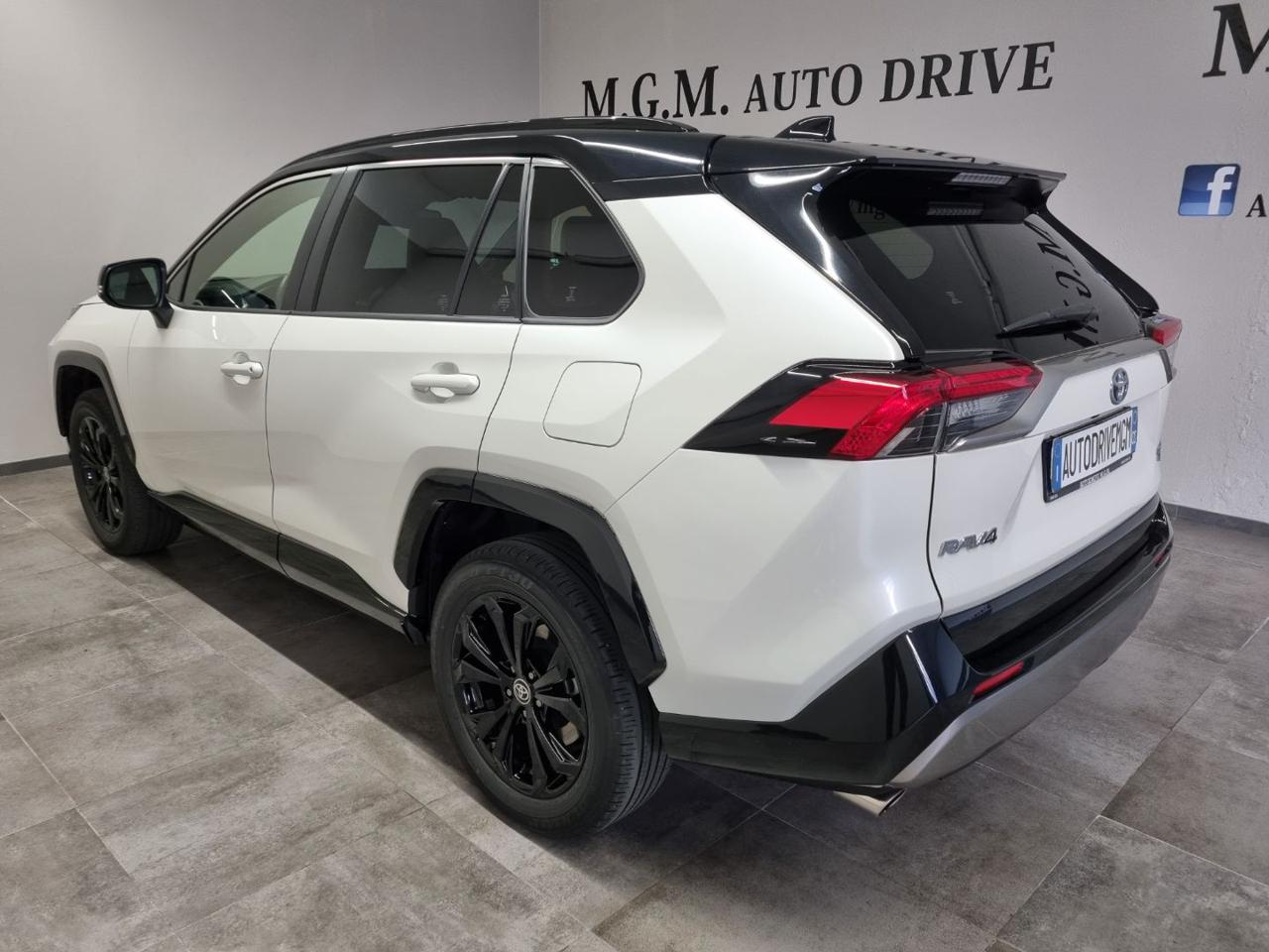 TOYOTA RAV 4 MY23 RAV4 2.5 HV (222CV) E-CVT AWD-i Style - 19