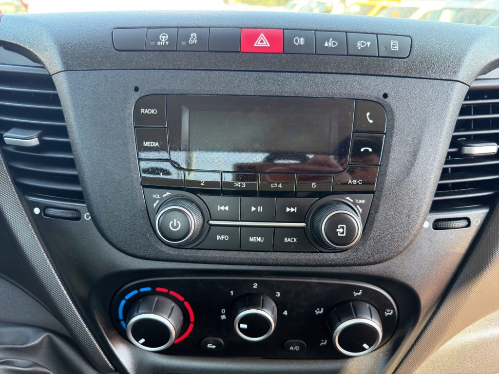 IVECO Daily 35C14h gemellato fisso - 13