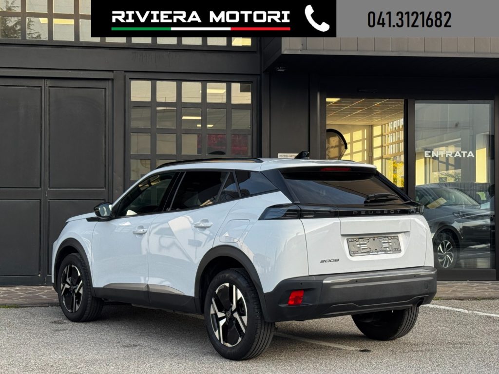 PEUGEOT 2008 PureTech 100 S&S Allure - 13