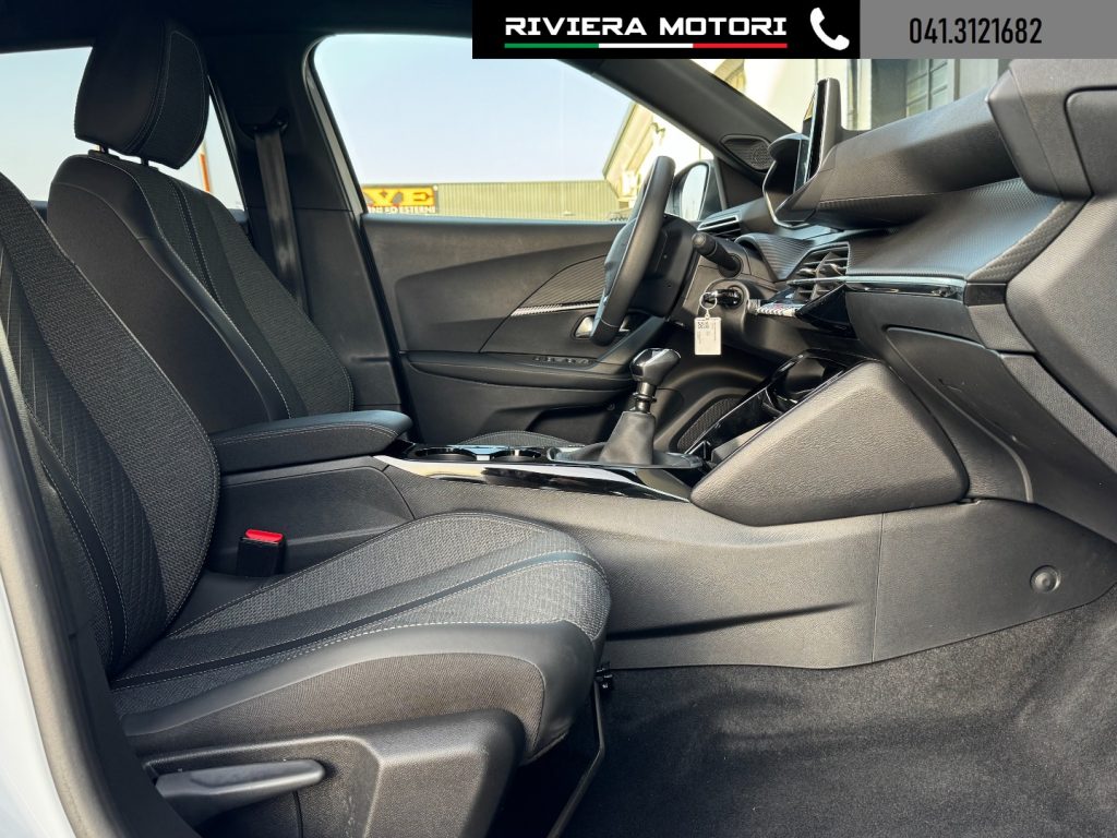 PEUGEOT 2008 PureTech 100 S&S Allure - 9