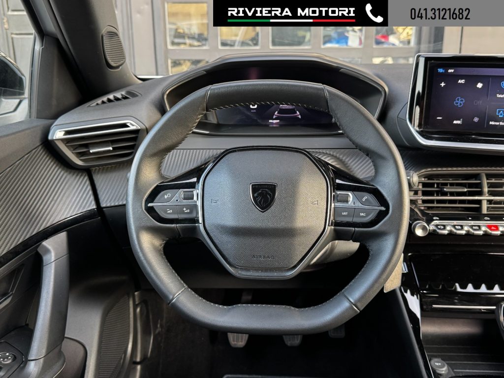 PEUGEOT 2008 PureTech 100 S&S Allure - 7