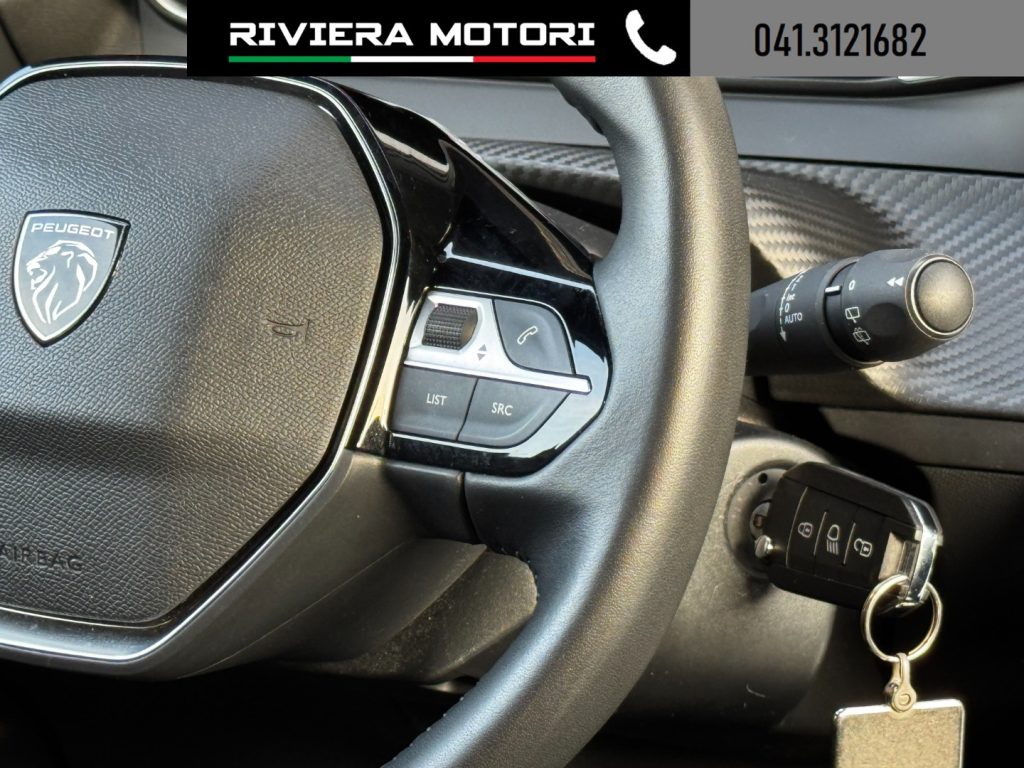 PEUGEOT 2008 PureTech 100 S&S Allure - 14