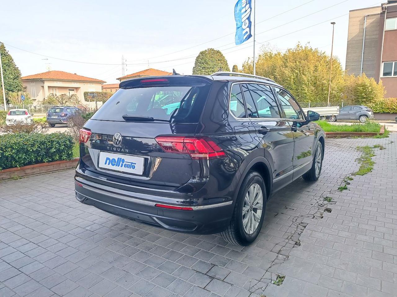 VOLKSWAGEN Tiguan 2.0 TDI 150 CV SCR DSG Life - 25