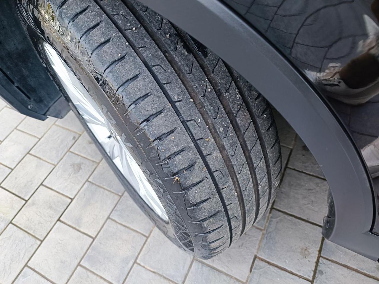 VOLKSWAGEN Tiguan 2.0 TDI 150 CV SCR DSG Life - 28