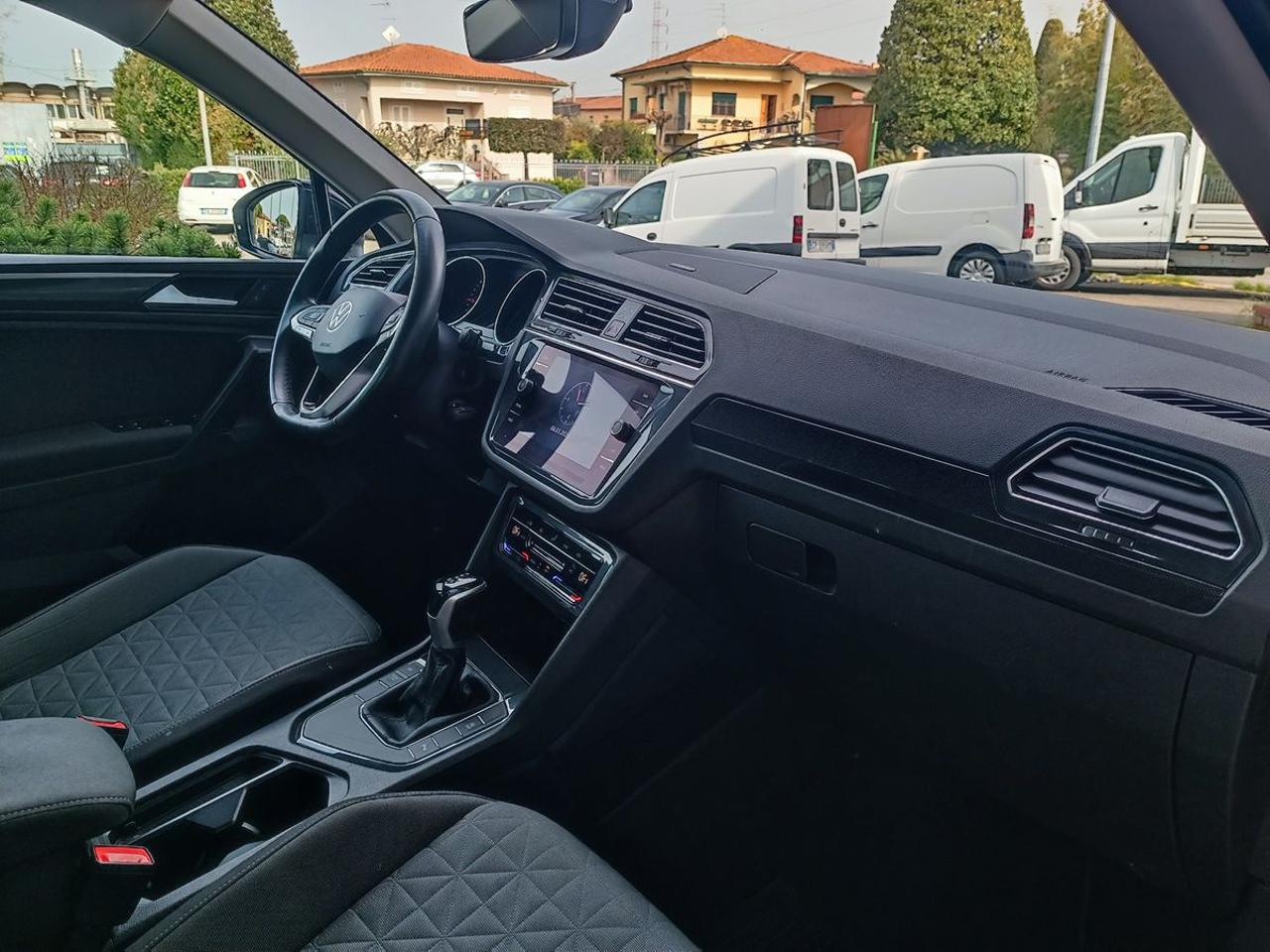 VOLKSWAGEN Tiguan 2.0 TDI 150 CV SCR DSG Life - 15