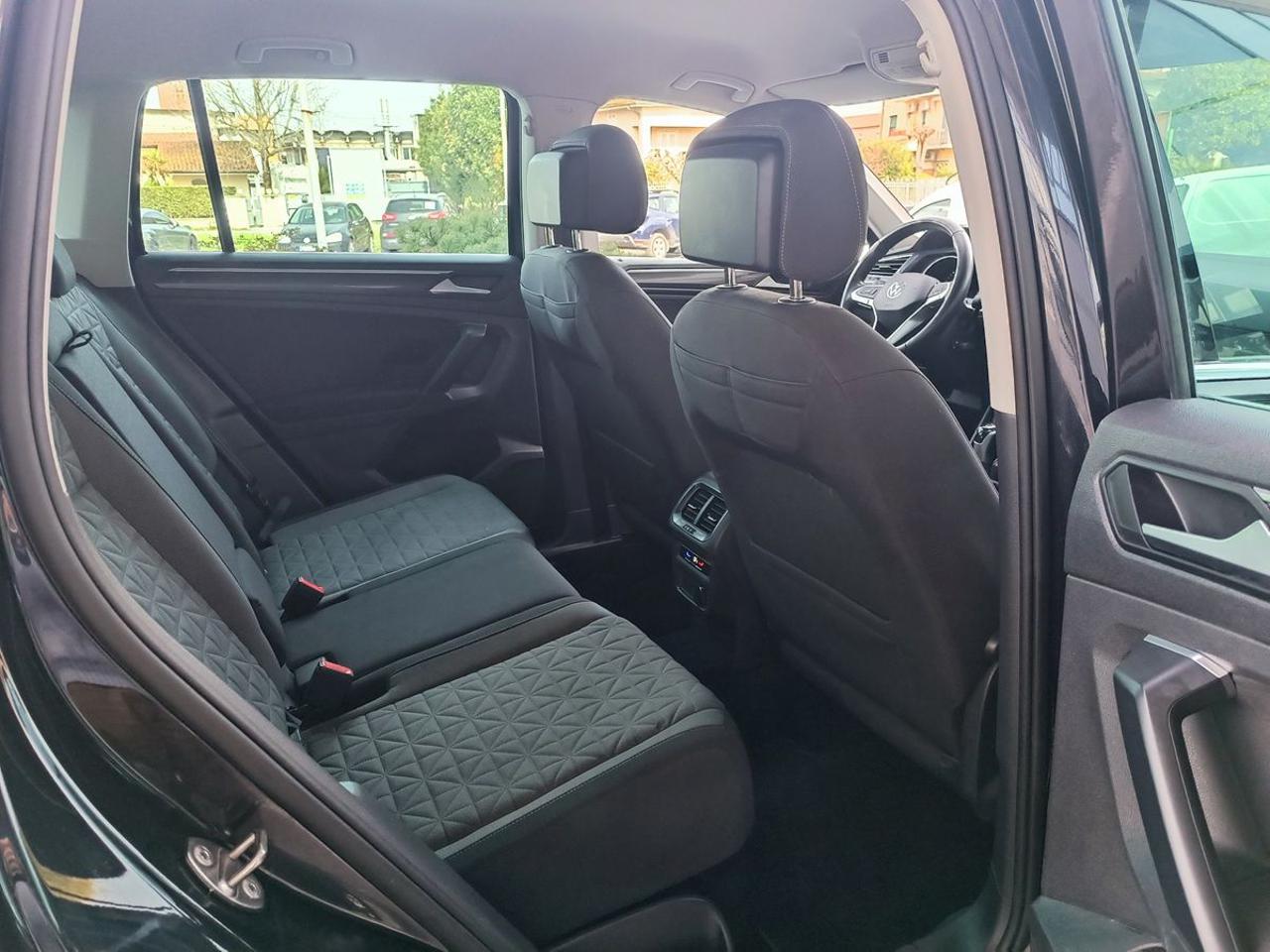 VOLKSWAGEN Tiguan 2.0 TDI 150 CV SCR DSG Life - 12