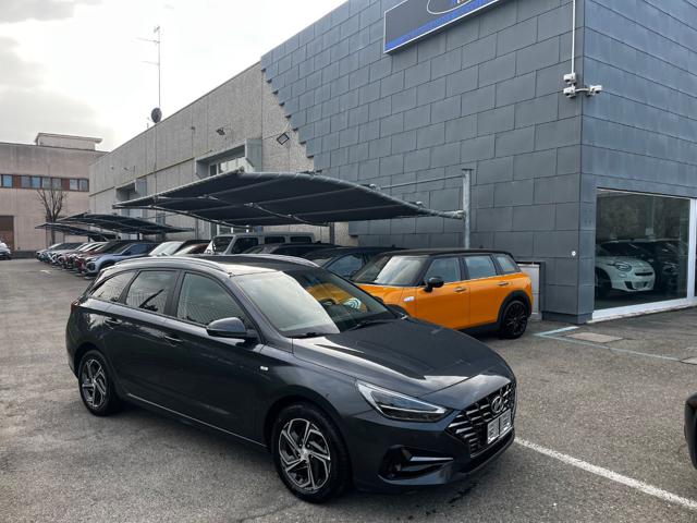 HYUNDAI i30 Grigio scuro metallizzato