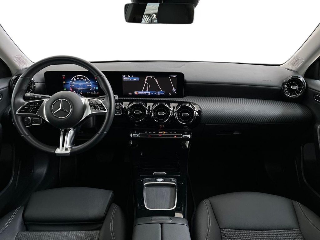 MERCEDES-BENZ A 180 d Automatic Advanced - 9