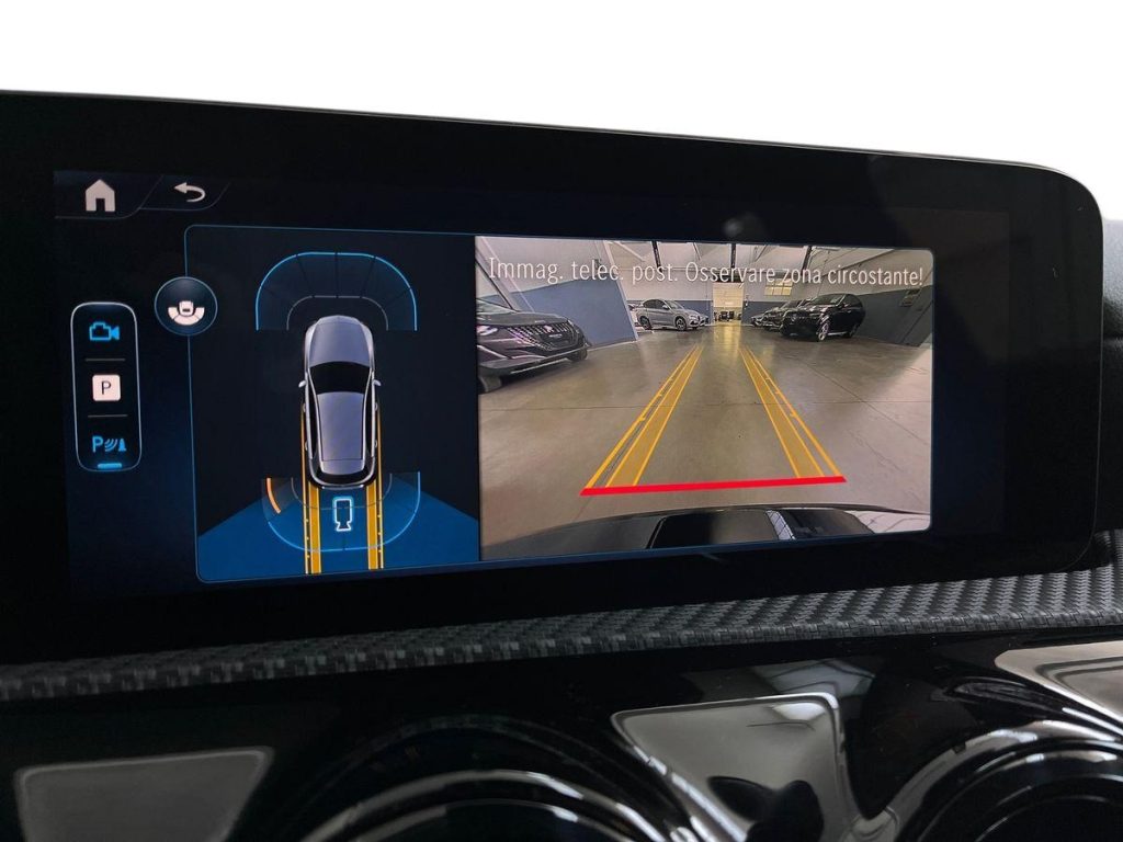 MERCEDES-BENZ A 180 d Automatic Advanced - 12