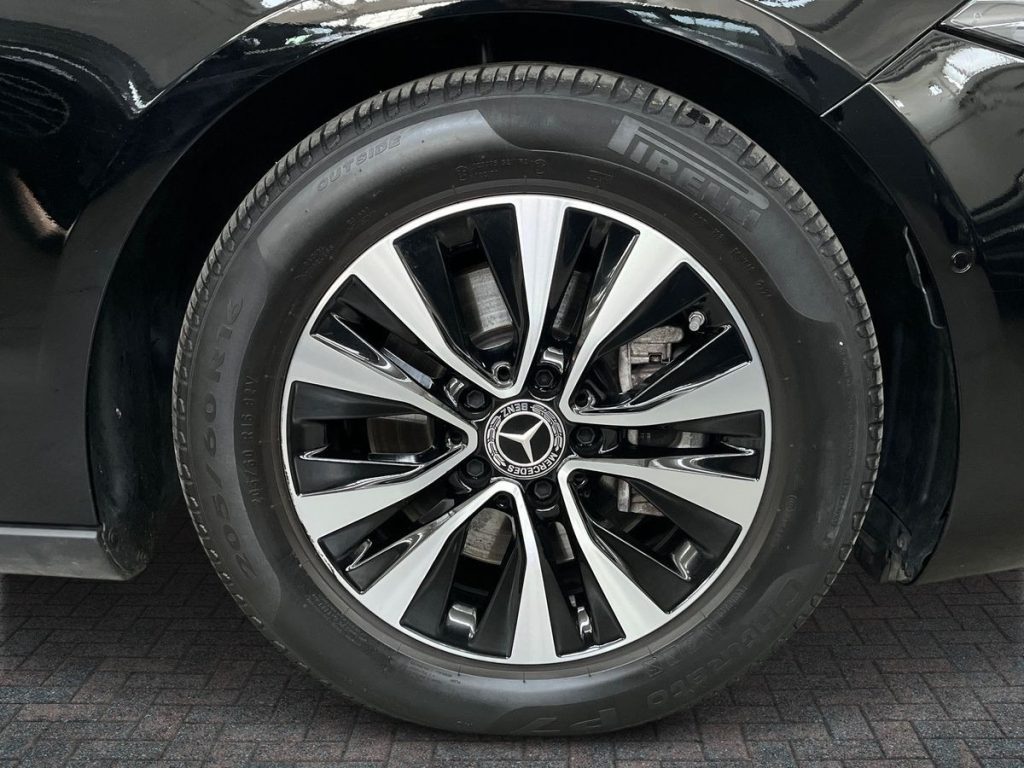 MERCEDES-BENZ A 180 d Automatic Advanced - 7