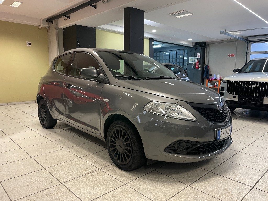LANCIA Ypsilon 1.2 69 CV 5 porte Elefantino Blu-UNICO PROPRIET. - 3