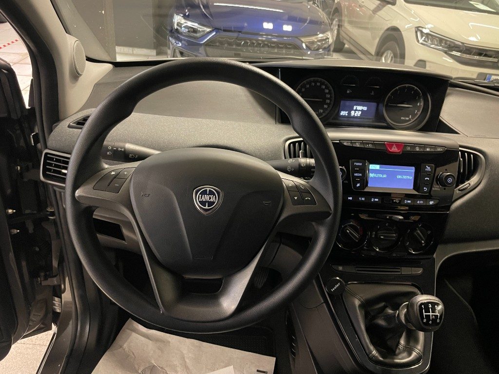 LANCIA Ypsilon 1.2 69 CV 5 porte Elefantino Blu-UNICO PROPRIET. - 10