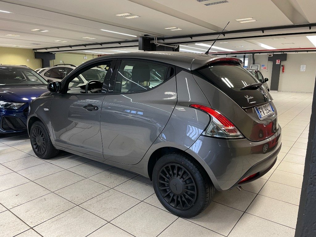 LANCIA Ypsilon 1.2 69 CV 5 porte Elefantino Blu-UNICO PROPRIET. - 5
