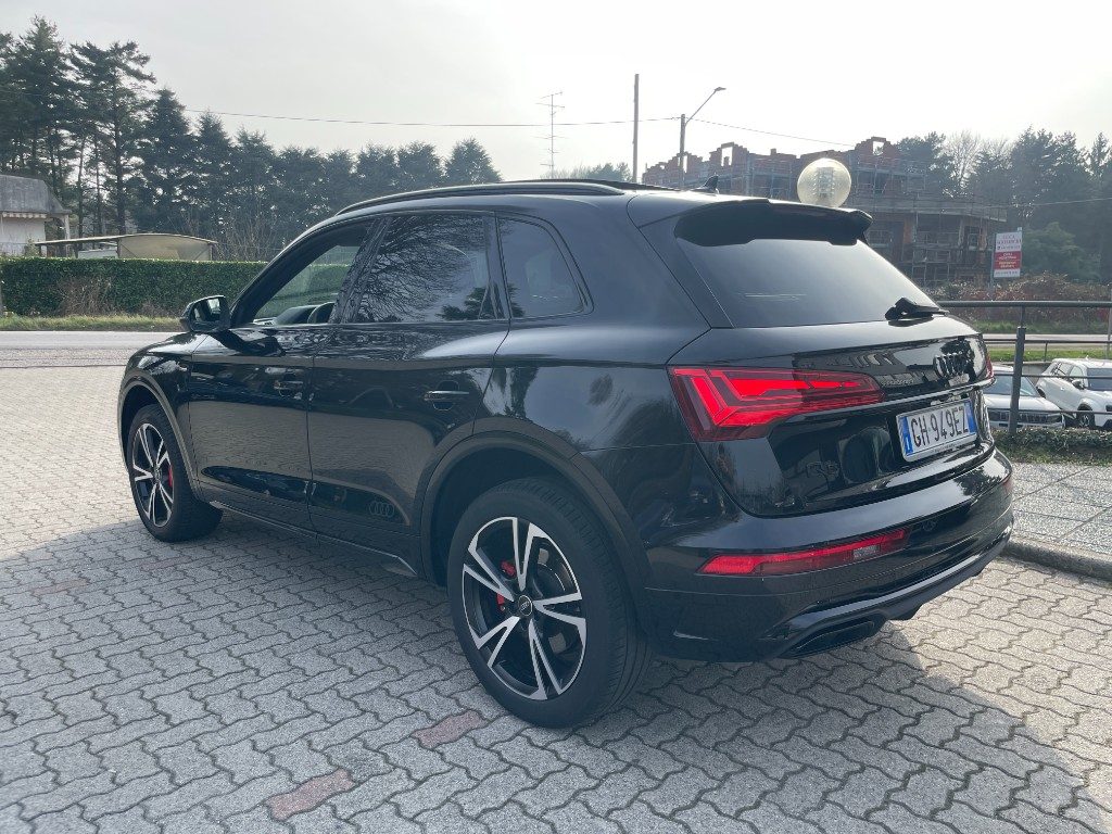 AUDI Q5 40 TDI 204 CV quattro S tronic S line +TETTO APRIB - 4