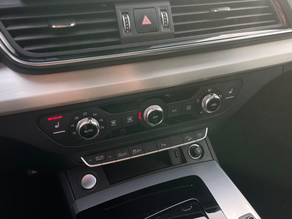 AUDI Q5 40 TDI 204 CV quattro S tronic S line +TETTO APRIB - 21