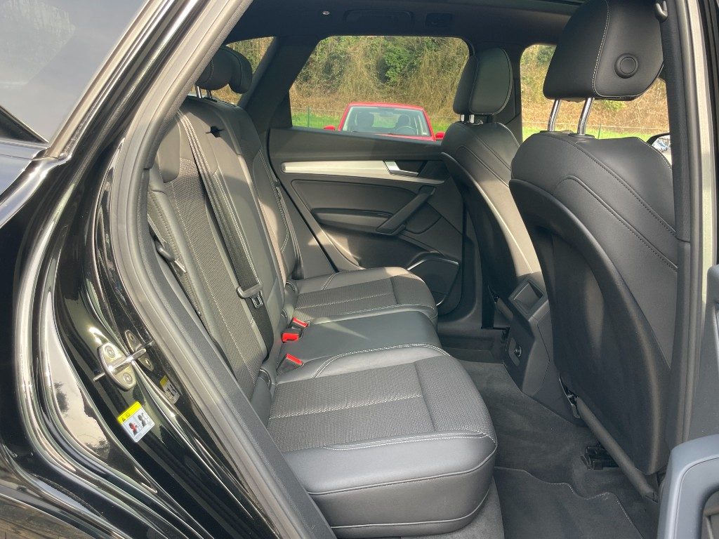 AUDI Q5 40 TDI 204 CV quattro S tronic S line +TETTO APRIB - 24