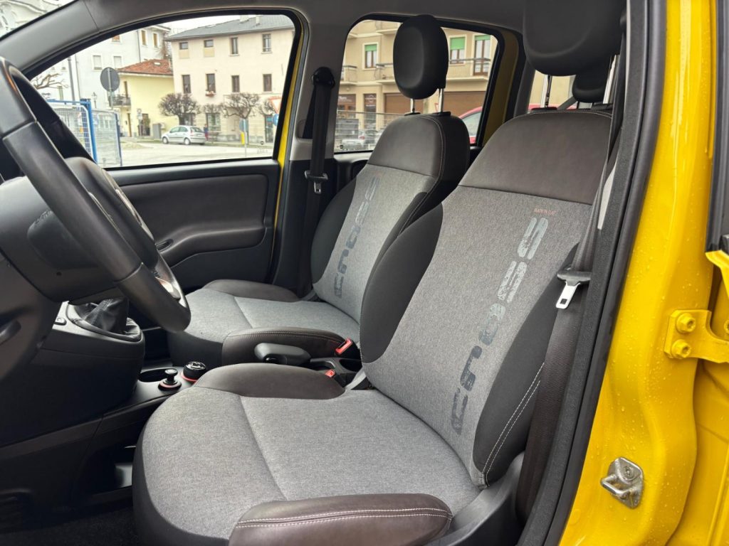 FIAT Panda CROSS 0.9 4x4 5 posti*Clima automatico - 7
