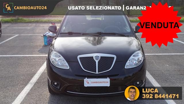 LANCIA Ypsilon Nero pastello