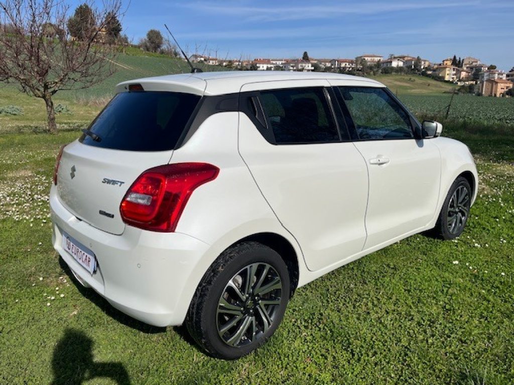 SUZUKI Swift 1.2 Hybrid Top - 8