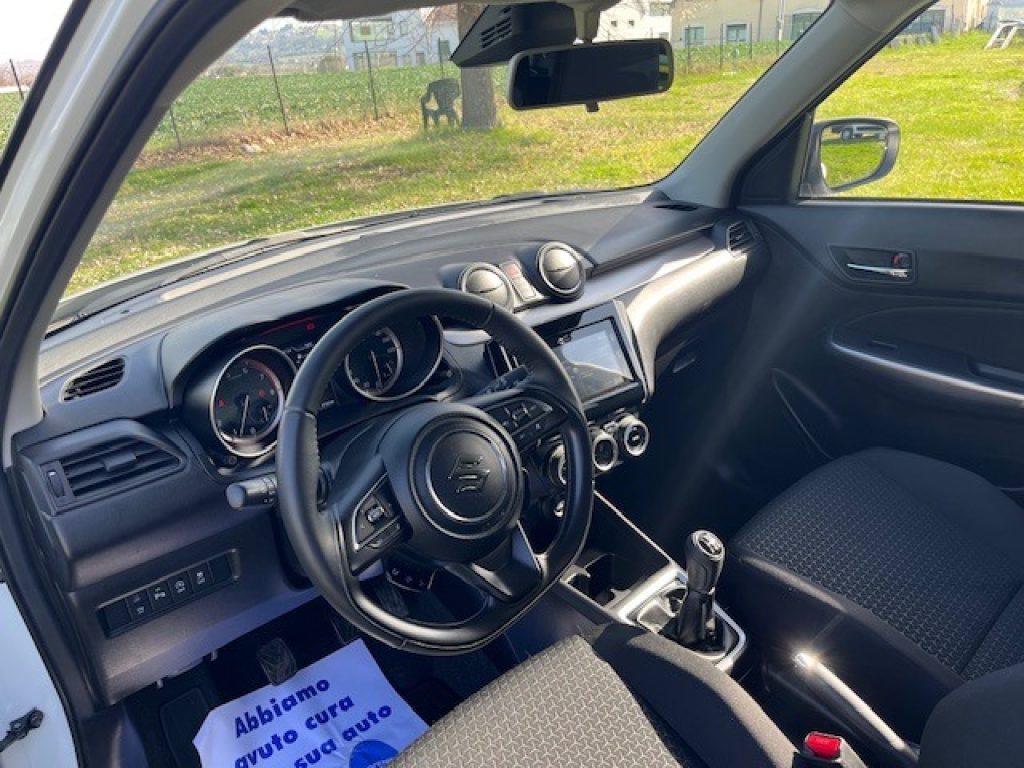 SUZUKI Swift 1.2 Hybrid Top - 12