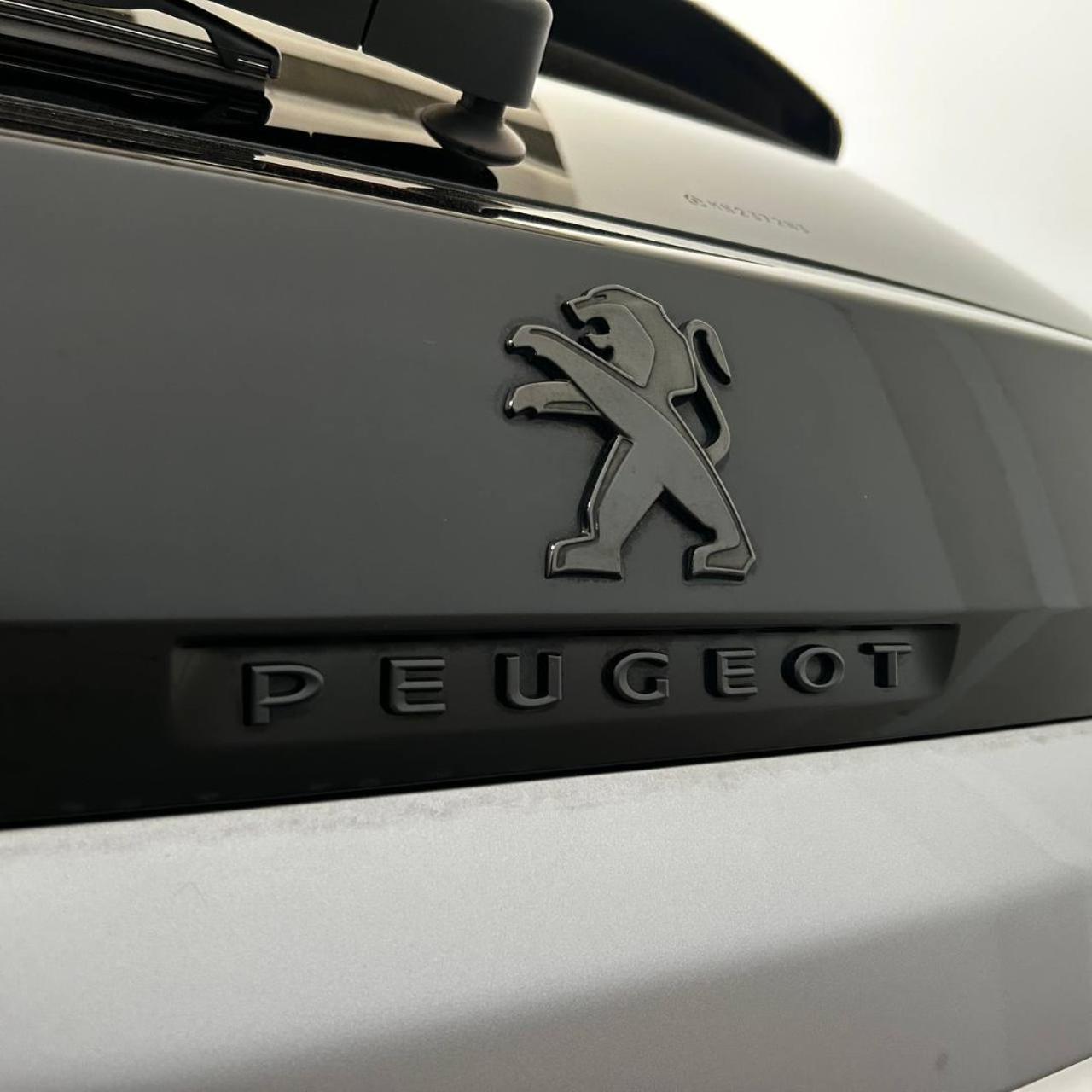 PEUGEOT 3008 Hybrid4 300 e-EAT8 GT Pack - 43