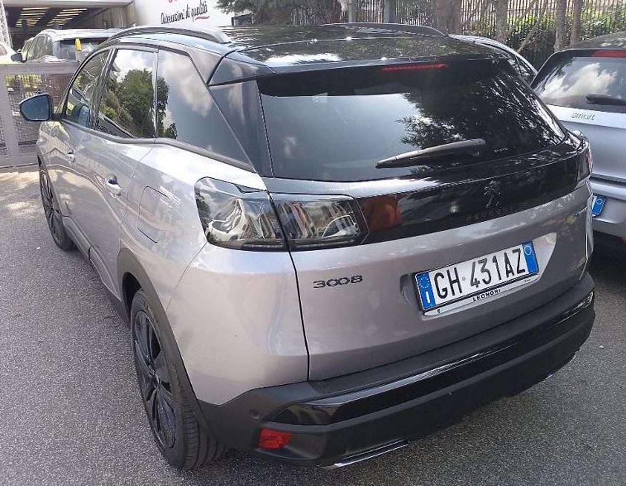 PEUGEOT 3008 Hybrid4 300 e-EAT8 GT Pack - 5