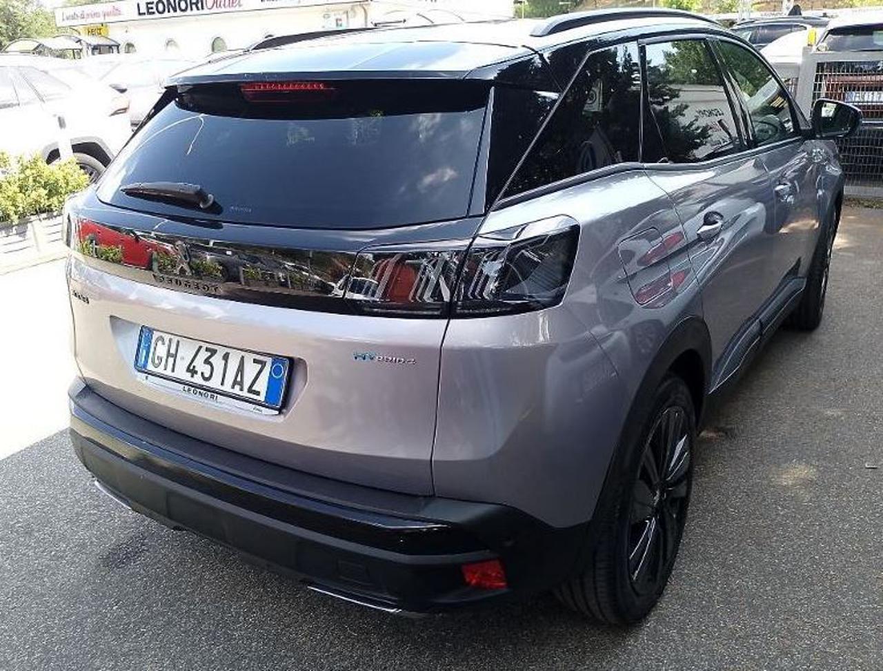 PEUGEOT 3008 Hybrid4 300 e-EAT8 GT Pack - 4