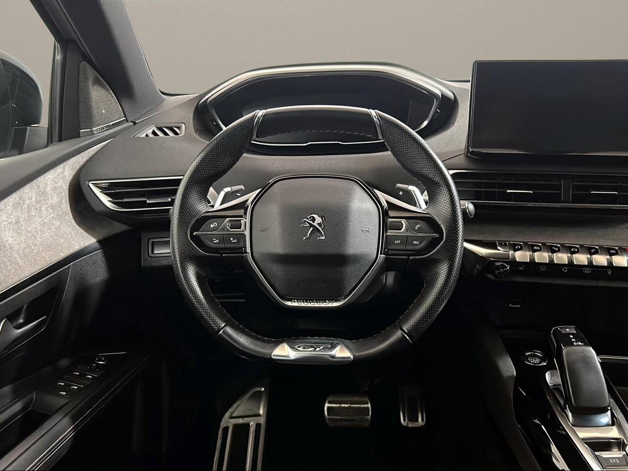 PEUGEOT 3008 Hybrid4 300 e-EAT8 GT Pack - 17