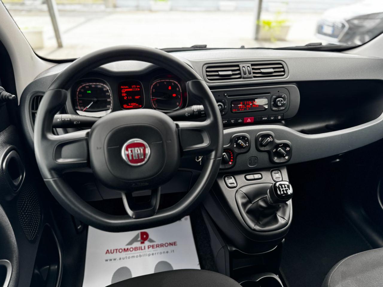 FIAT Panda 1.2i Easy 69cv Neopatentati OK - 11