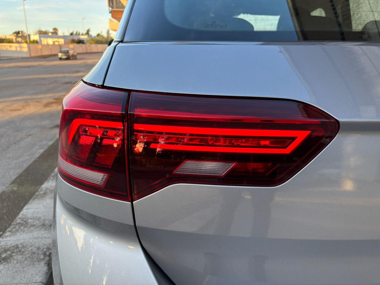 VOLKSWAGEN T-Roc 2.0 TDI SCR 150 CV DSG Business BlueMotion Technol - 25