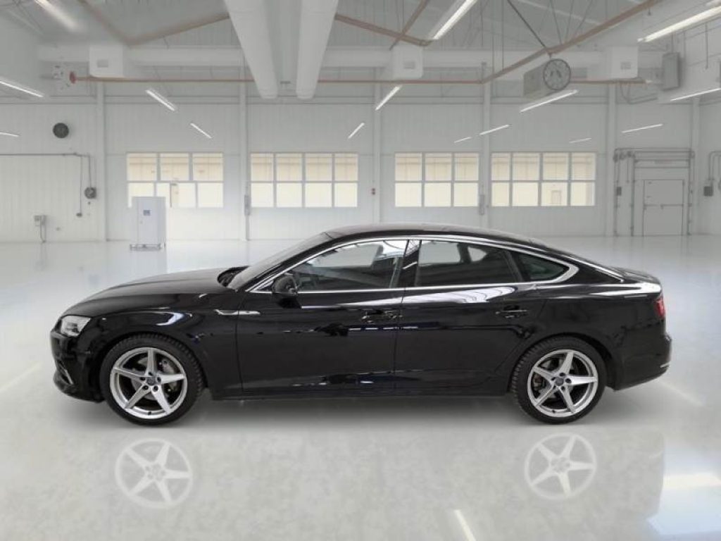 AUDI A5 SPB 40 TDI quattro S tronic Business Sport - 2