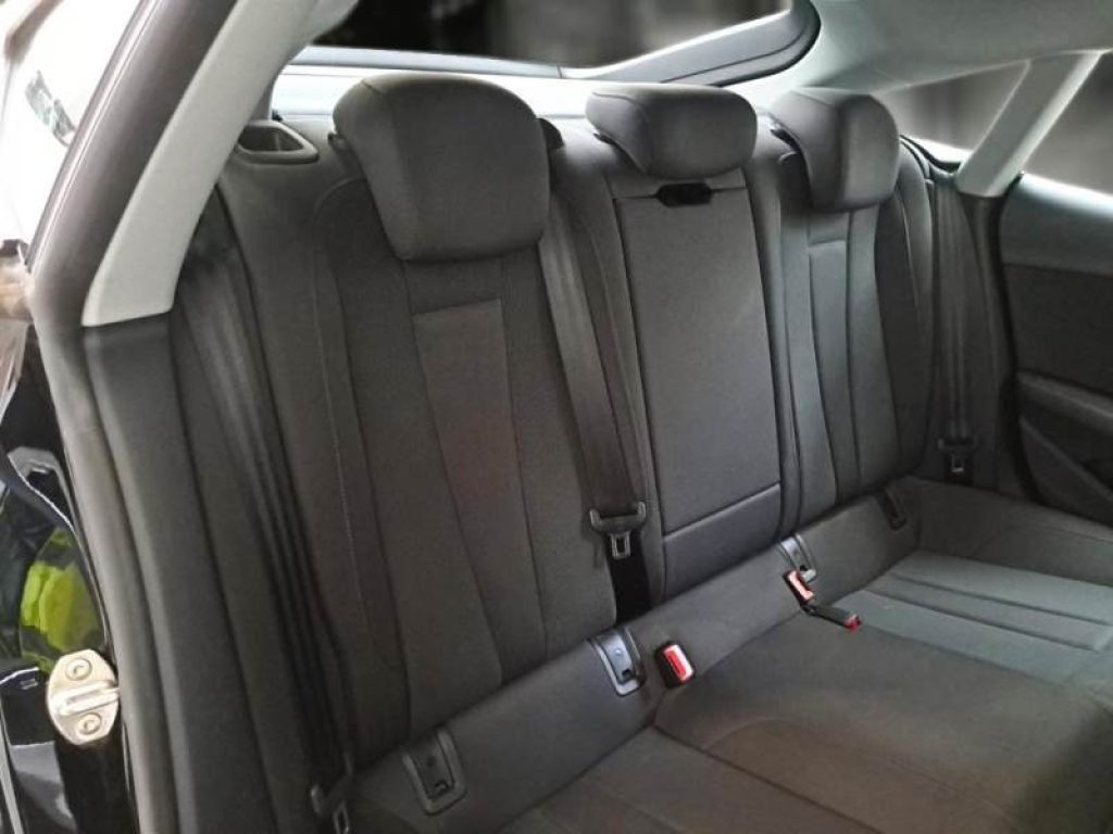 AUDI A5 SPB 40 TDI quattro S tronic Business Sport - 9