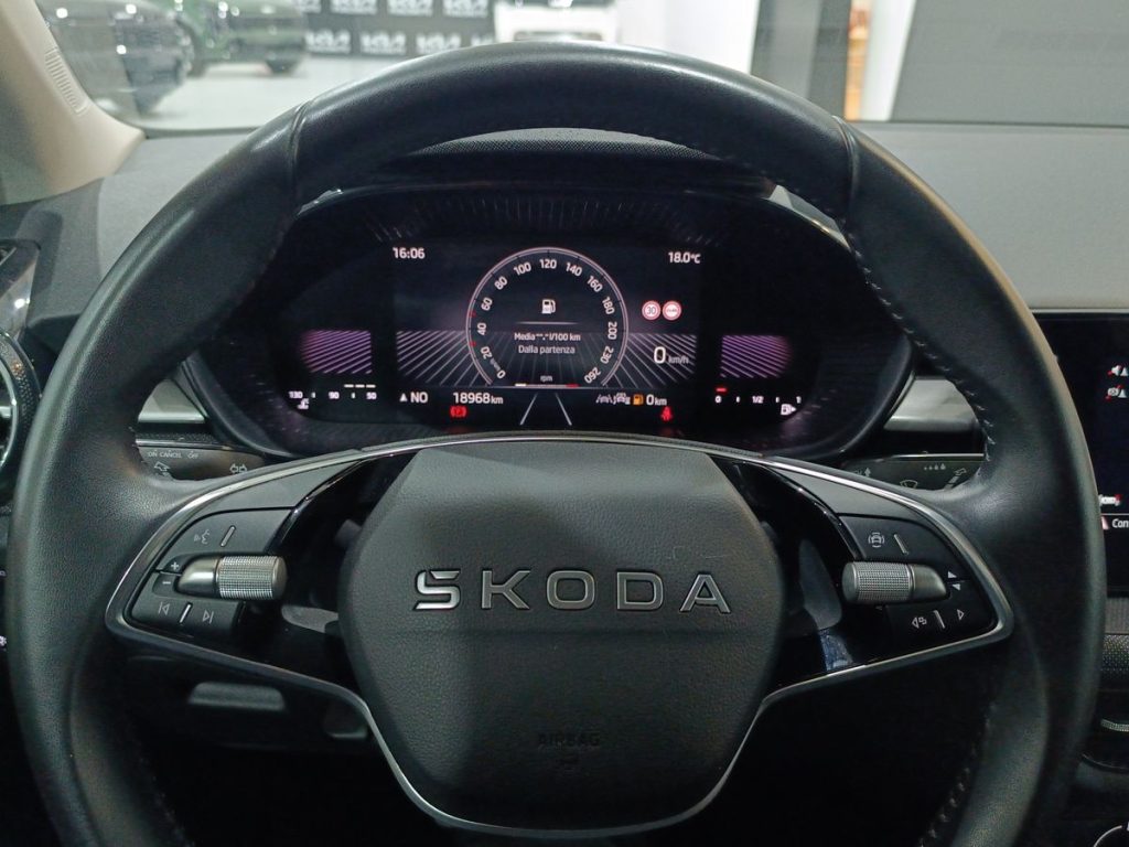 SKODA Fabia 1.0 TSI 95 CV 130 Edition - 17