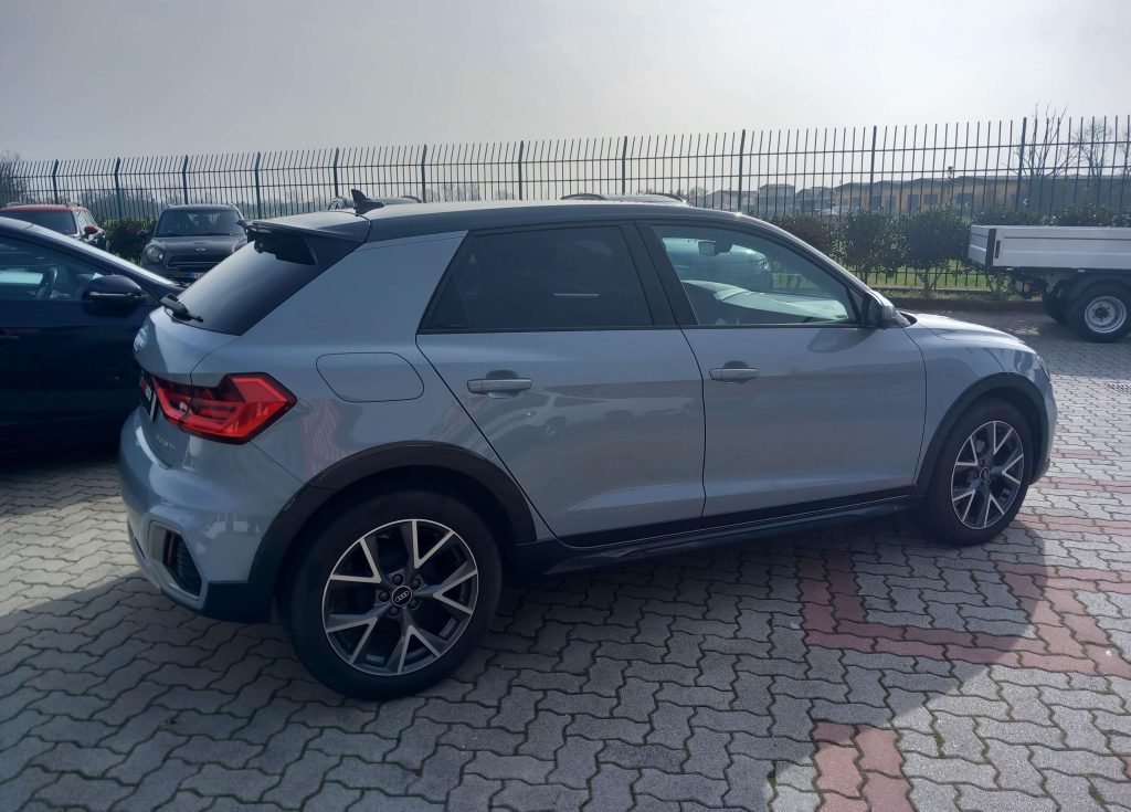 AUDI A1 Citycarver 25 1.0 tfsi 95cv - 4