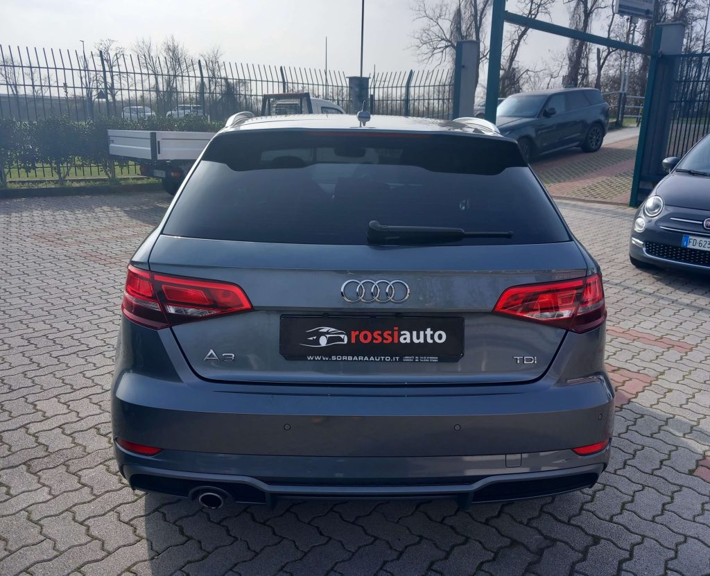 AUDI A3 SPORTBACK 5p 1.6 tdi Ambiente 110cv auto - 5