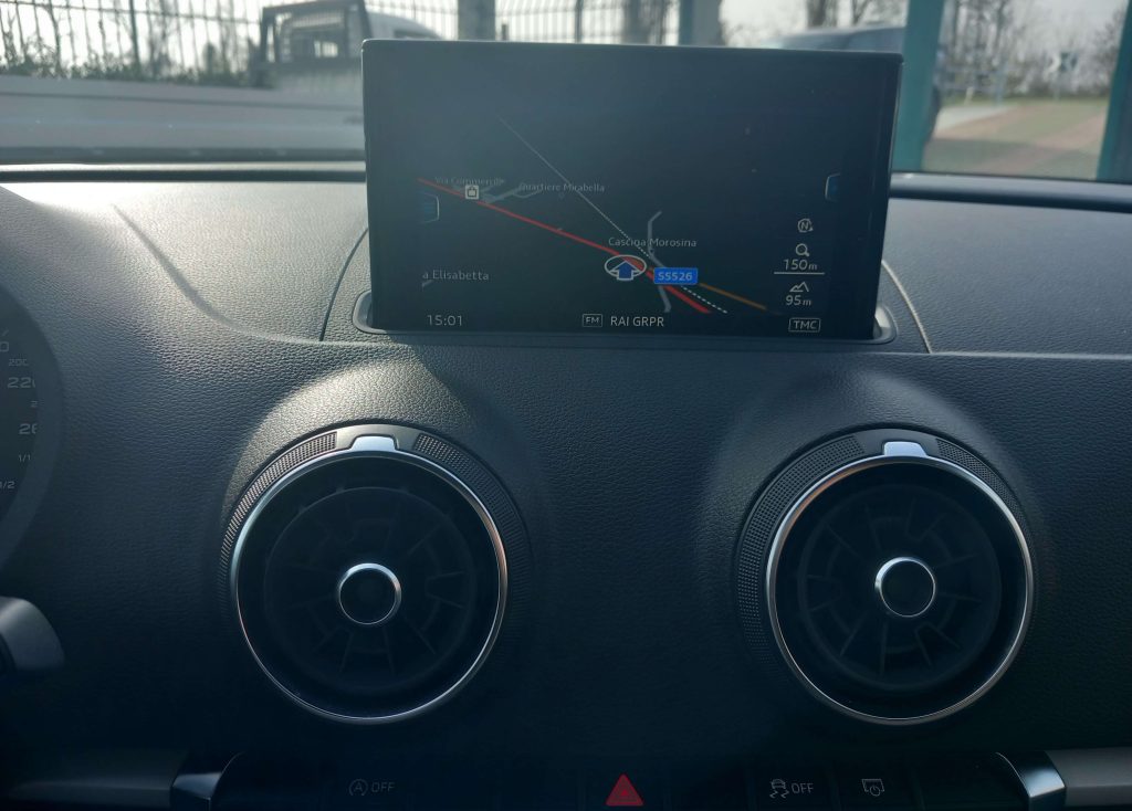 AUDI A3 SPORTBACK 5p 1.6 tdi Ambiente 110cv auto - 13