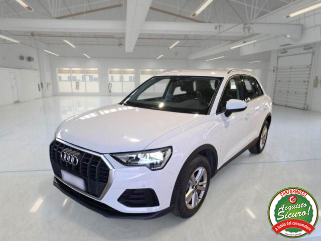 AUDI Q3 Bianco metallizzato