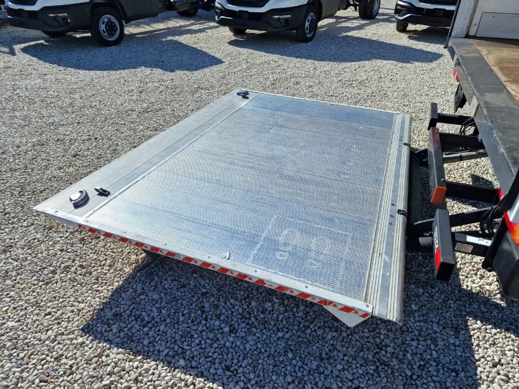 IVECO EUROCARGO 75E21 P EURO 6 FURGONE 6,10 SPONDA - 18