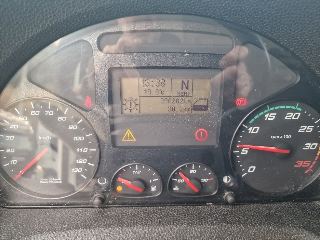 IVECO EUROCARGO 140E28 P EURO 6 FURGONE 7,30 + SPONDA - 9