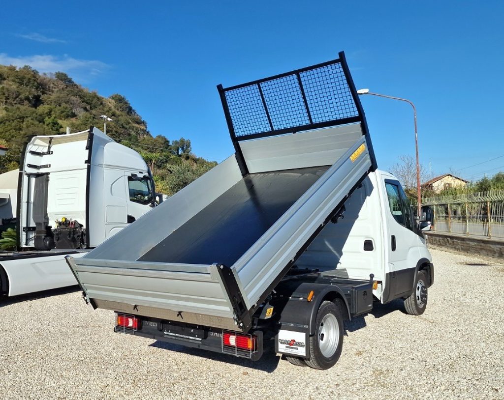 IVECO DAILY  35C16 E6 NUOVO Motore 3.0 + RIBALTABILE - 2