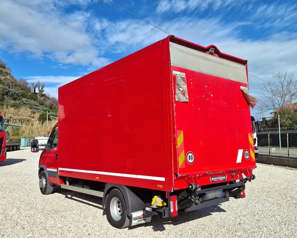 IVECO DAILY 70C17 P E5 FURGONE 4,50 + SPONDA - 2
