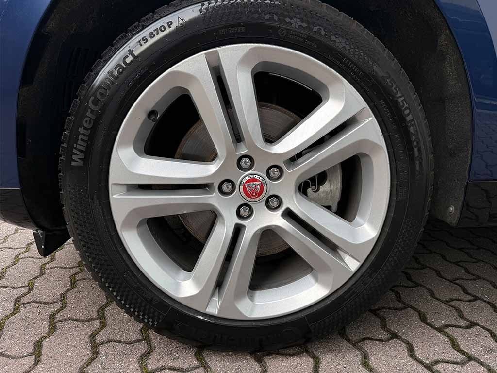 JAGUAR F-Pace 2.0d i4 mhev awd HSE TETTO TELECAMERA IVA ESPOSTA - 10