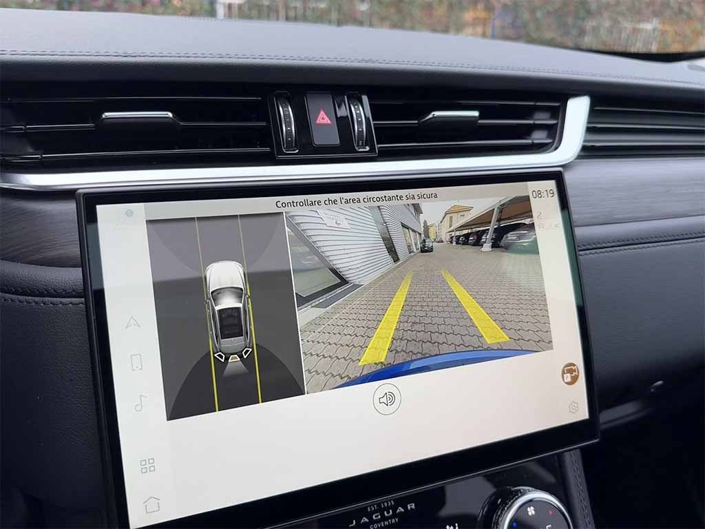 JAGUAR F-Pace 2.0d i4 mhev awd HSE TETTO TELECAMERA IVA ESPOSTA - 25