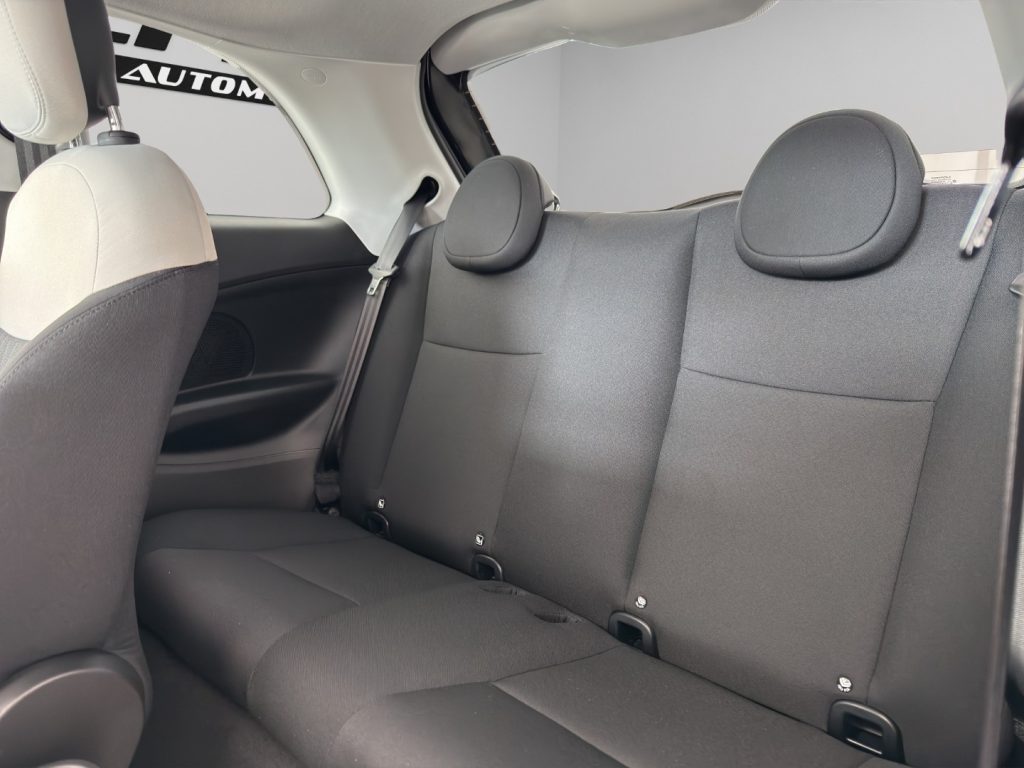 FIAT 500 1.0 Hybrid - 12